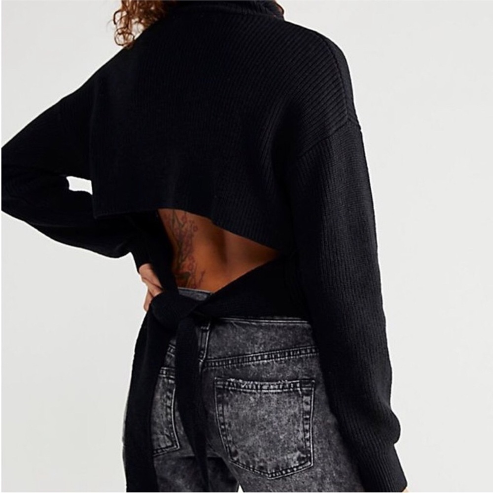 FREE PEOPLE BEACH Open Tie Back Sweater Size XS - Picture 1 of 6